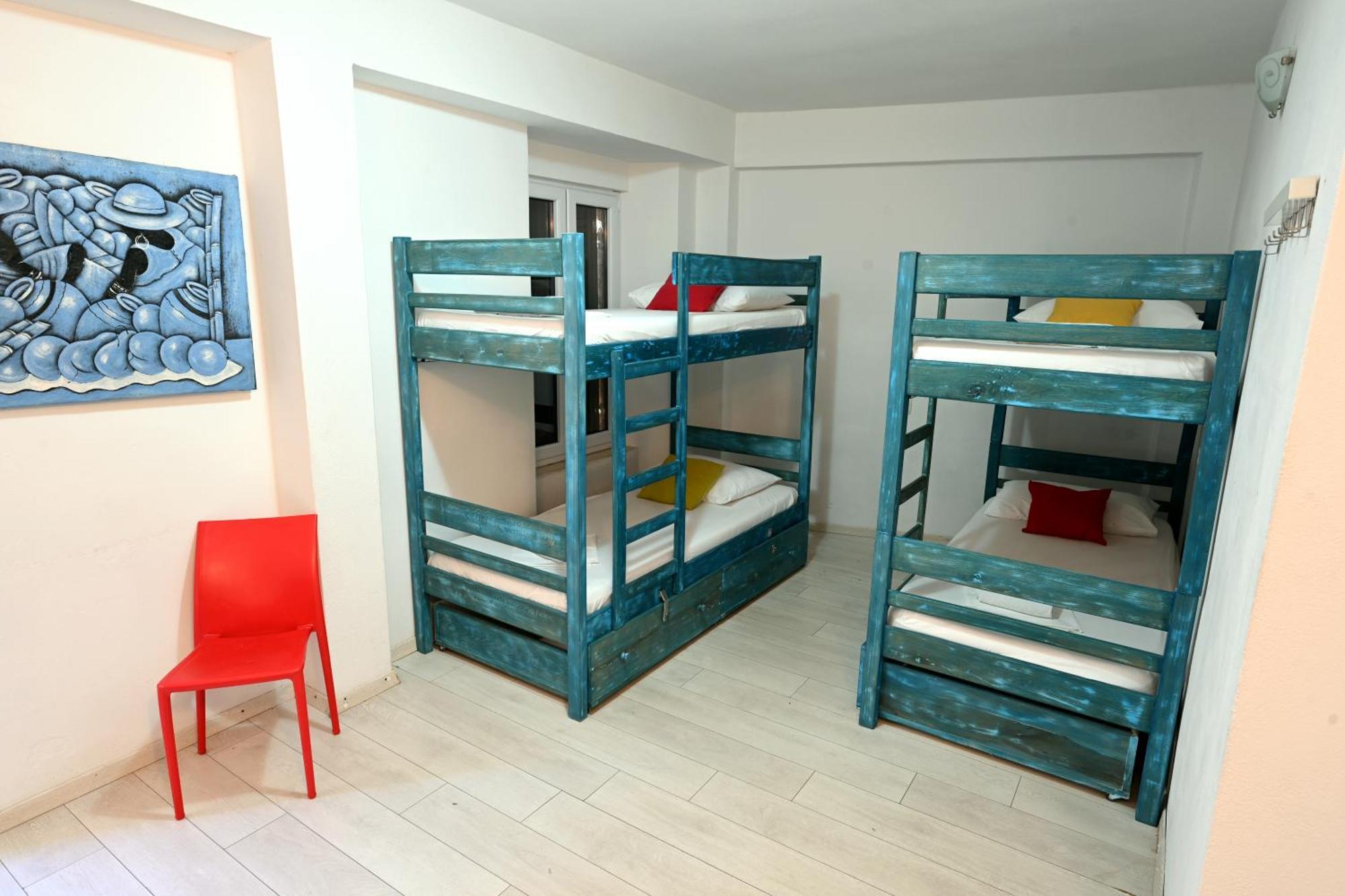 White Rabbit Hostel Hvar Town Eksteriør bilde